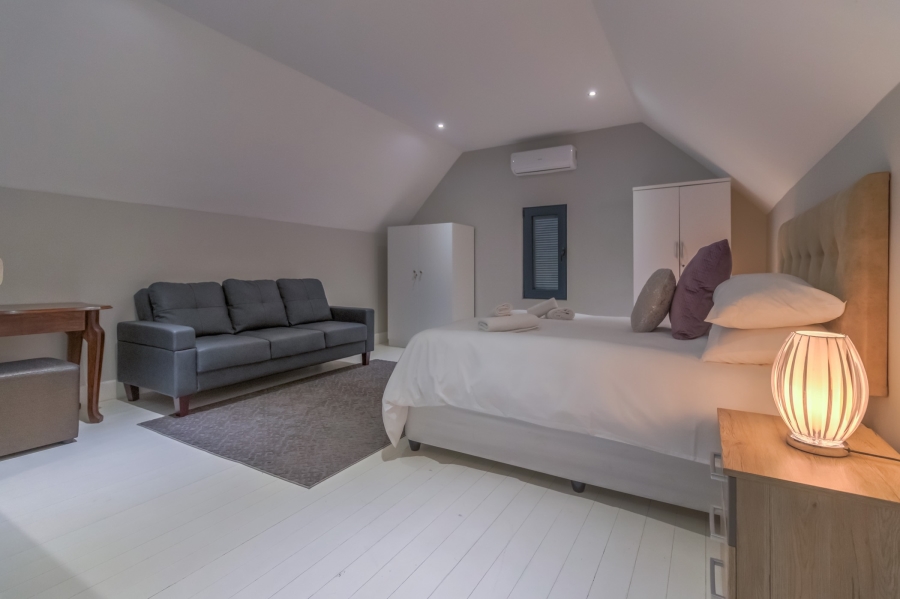 To Let 3 Bedroom Property for Rent in Paardevlei Western Cape